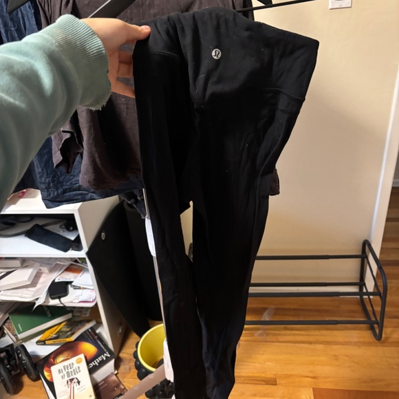 Size 2 Lululemon leggings used - Picture 2 of 2